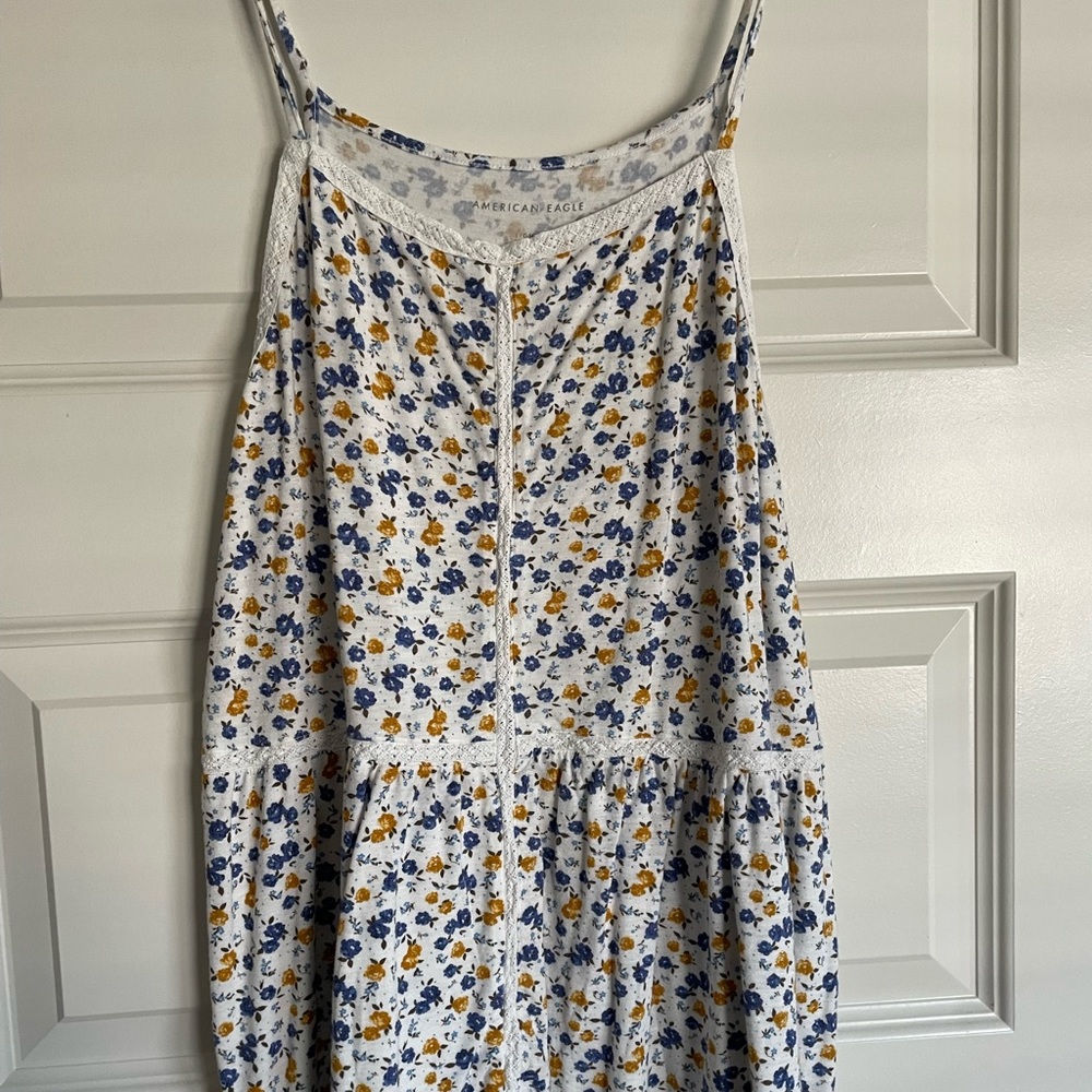 Floral tank